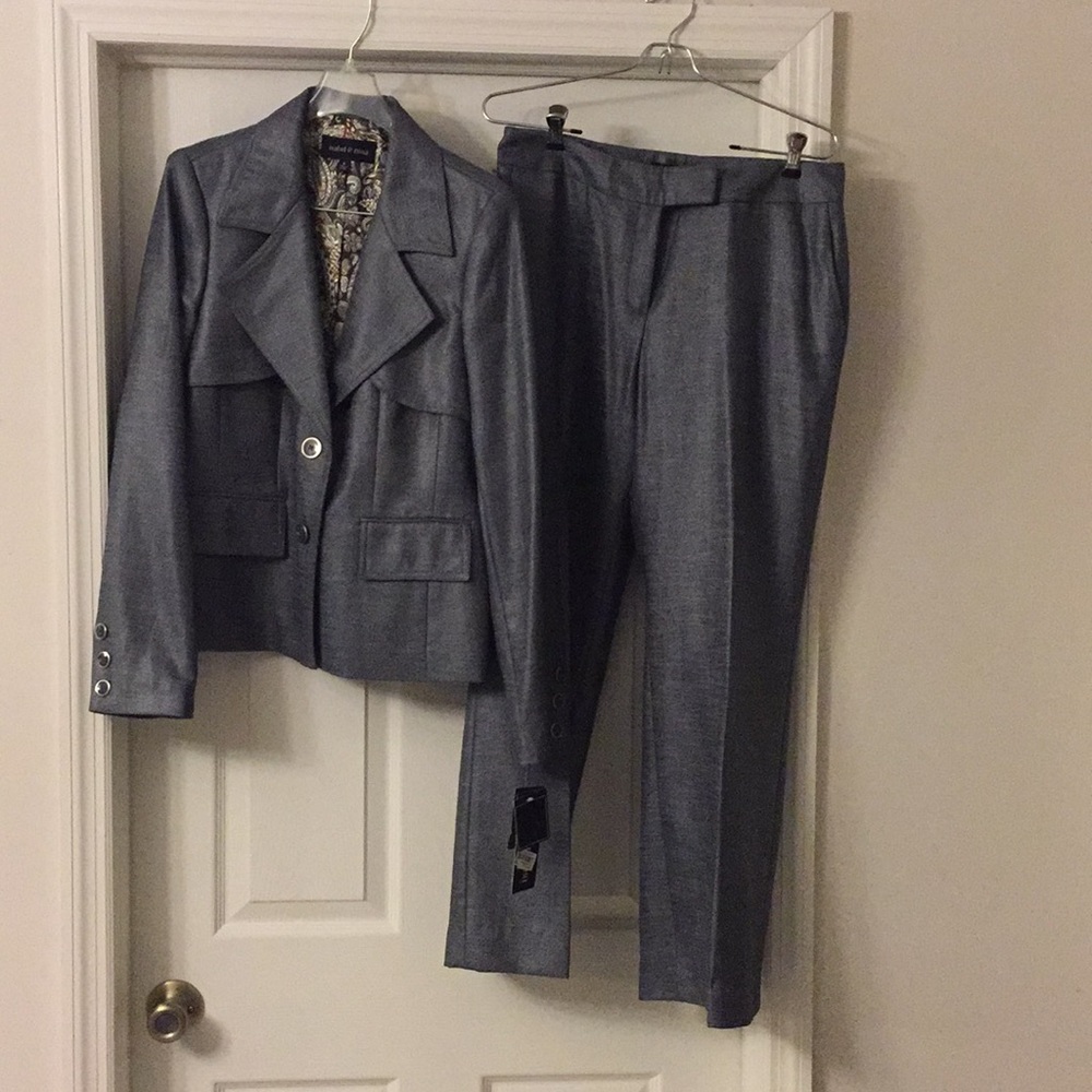 Isabel & Nina silver blue sheen pant suit size 8